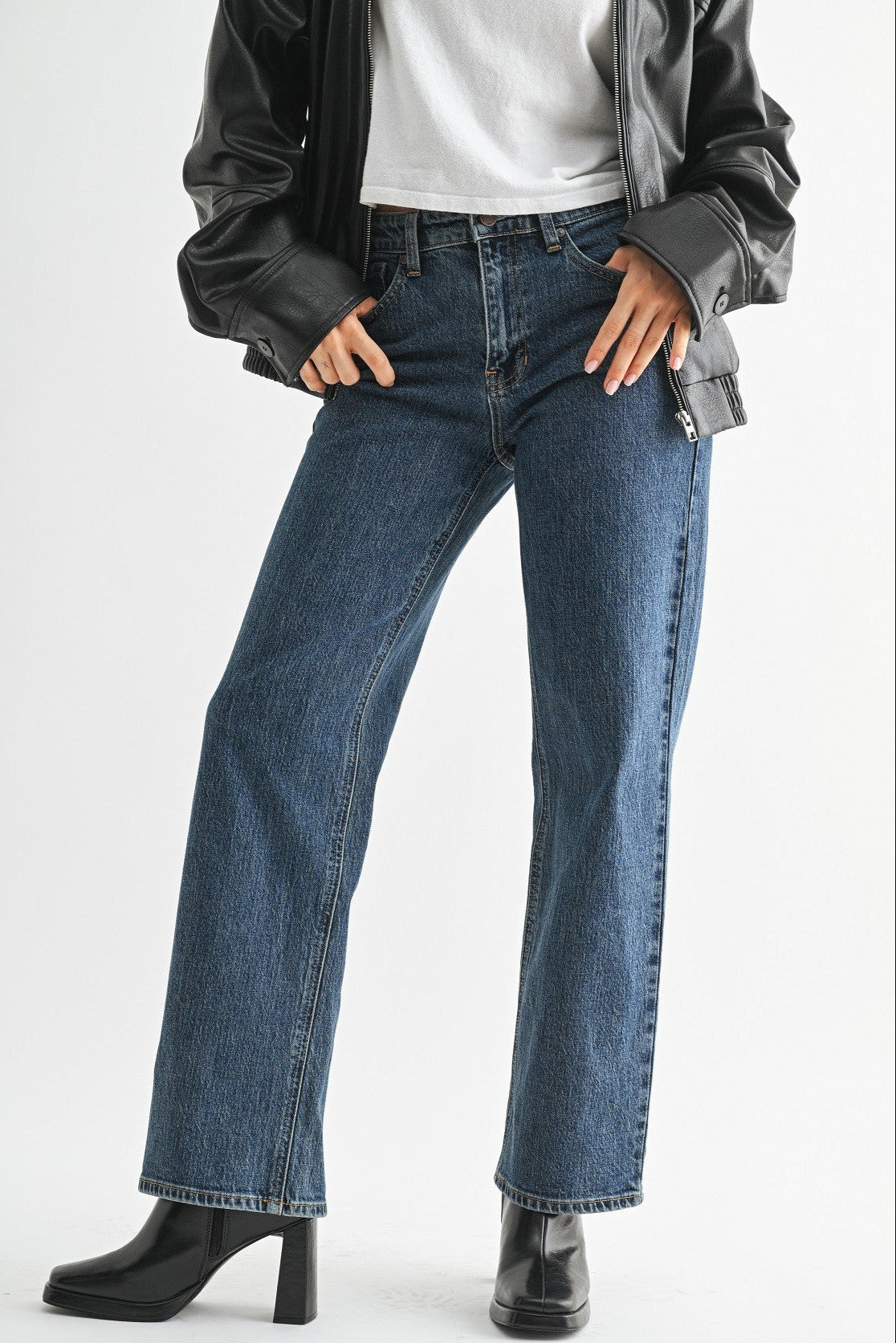 Hannah Straight Leg Jean