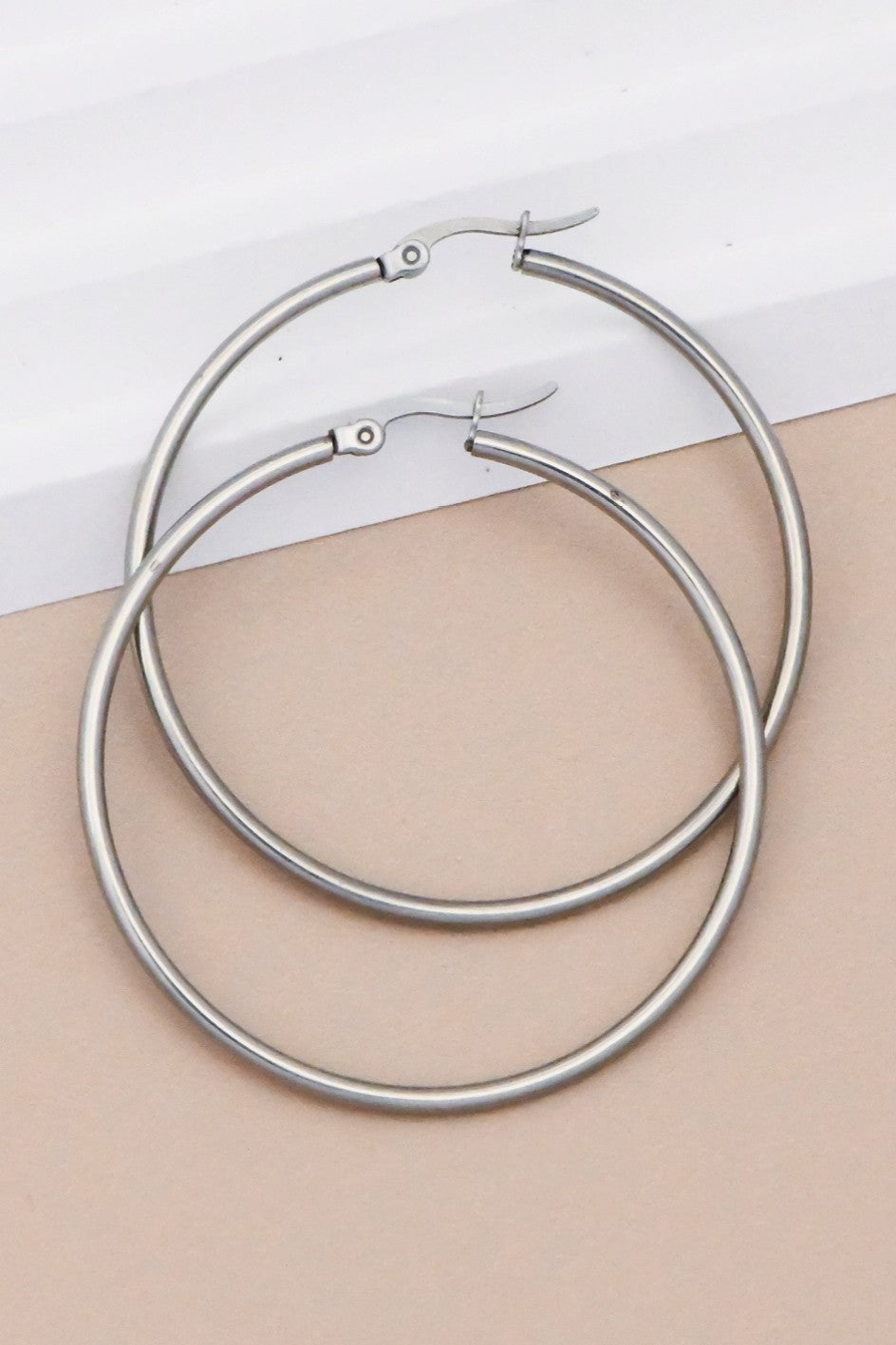 Rivie Hoop Earrings