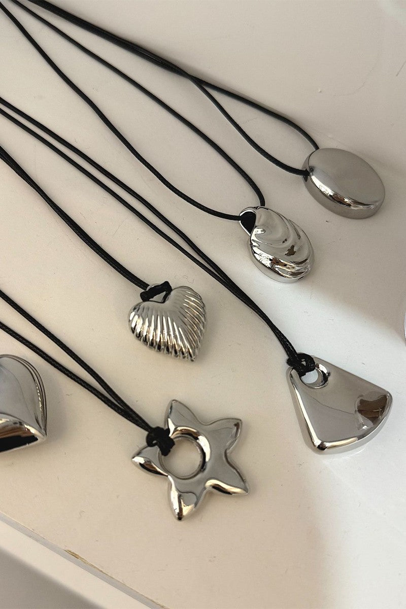 Gilli Geometric Necklace