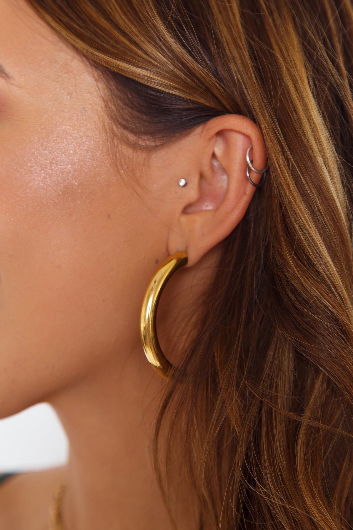 Lani Earrings Gold 2"